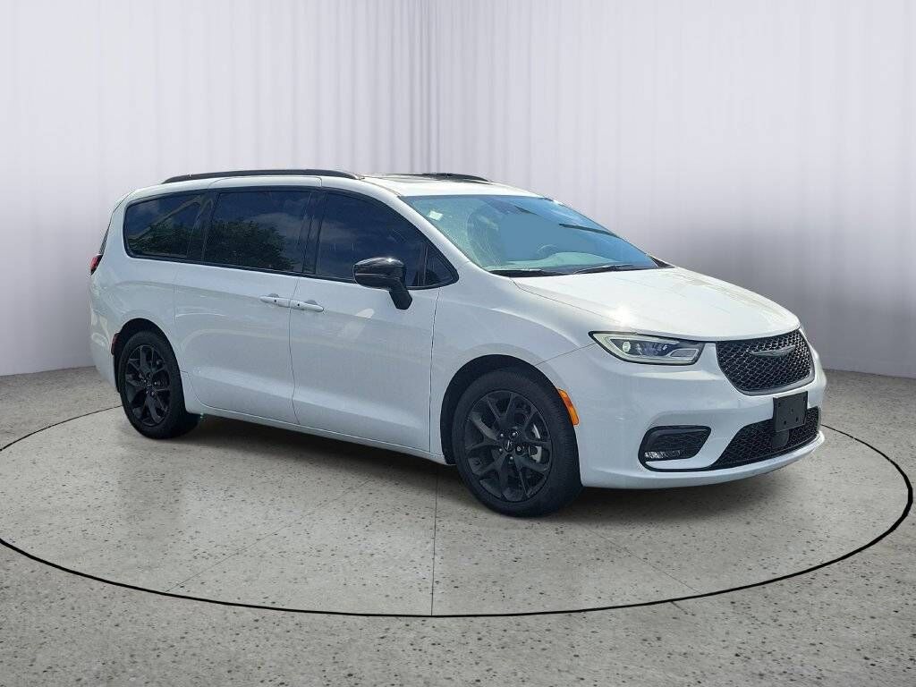 2025 CHRYSLER Pacifica