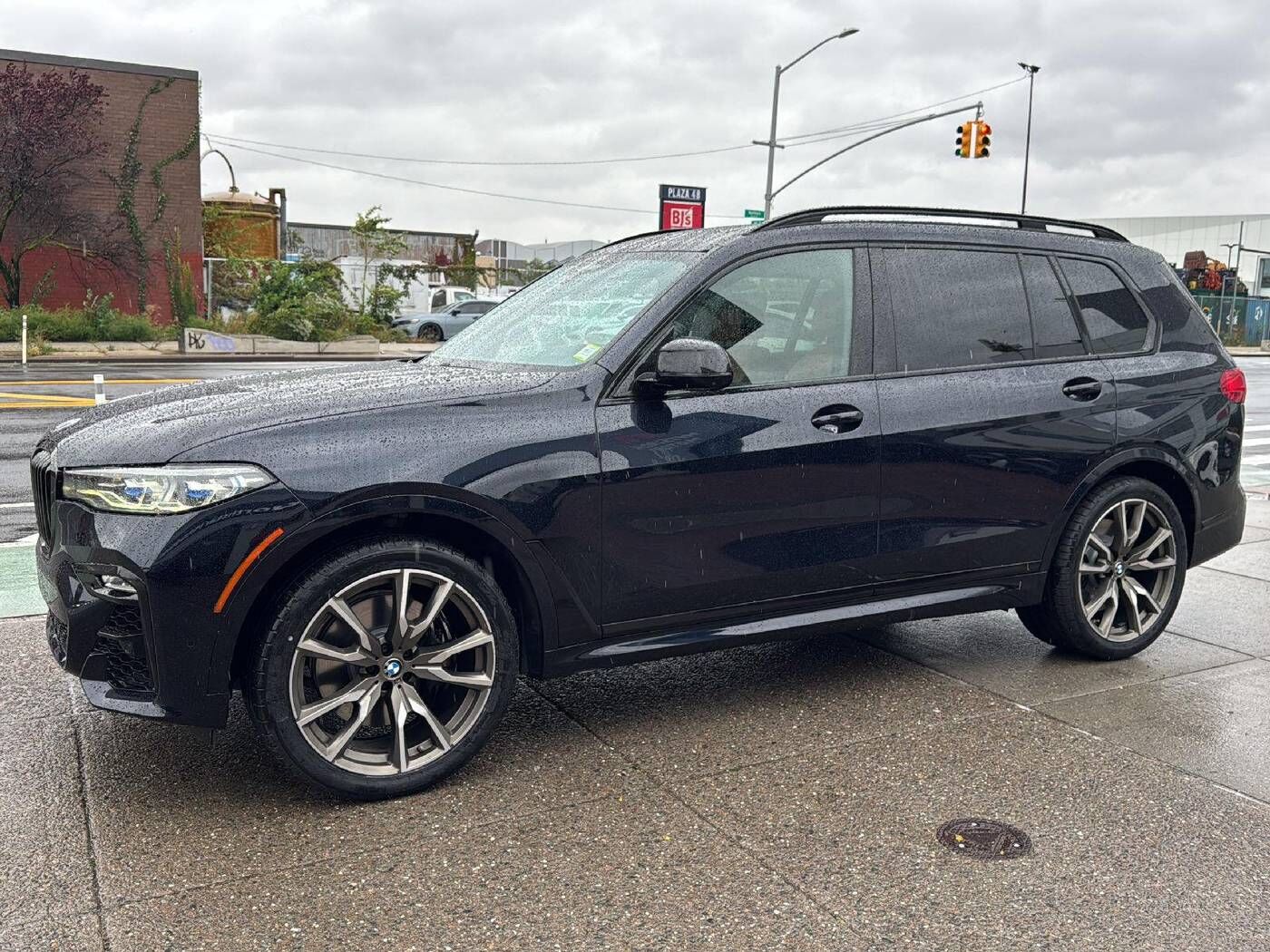 2022 BMW X7
