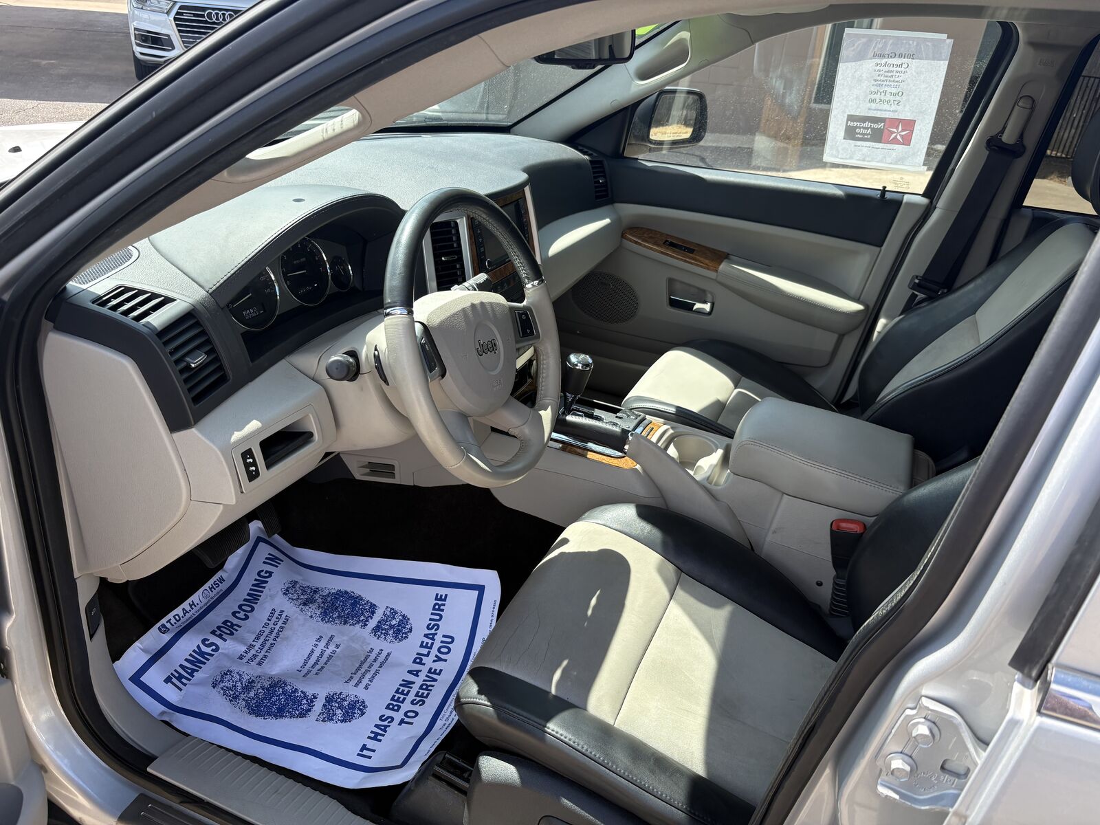 2010 JEEP Grand Cherokee