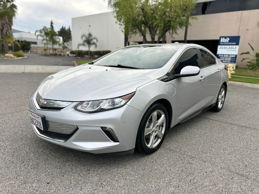 2017 CHEVROLET Volt