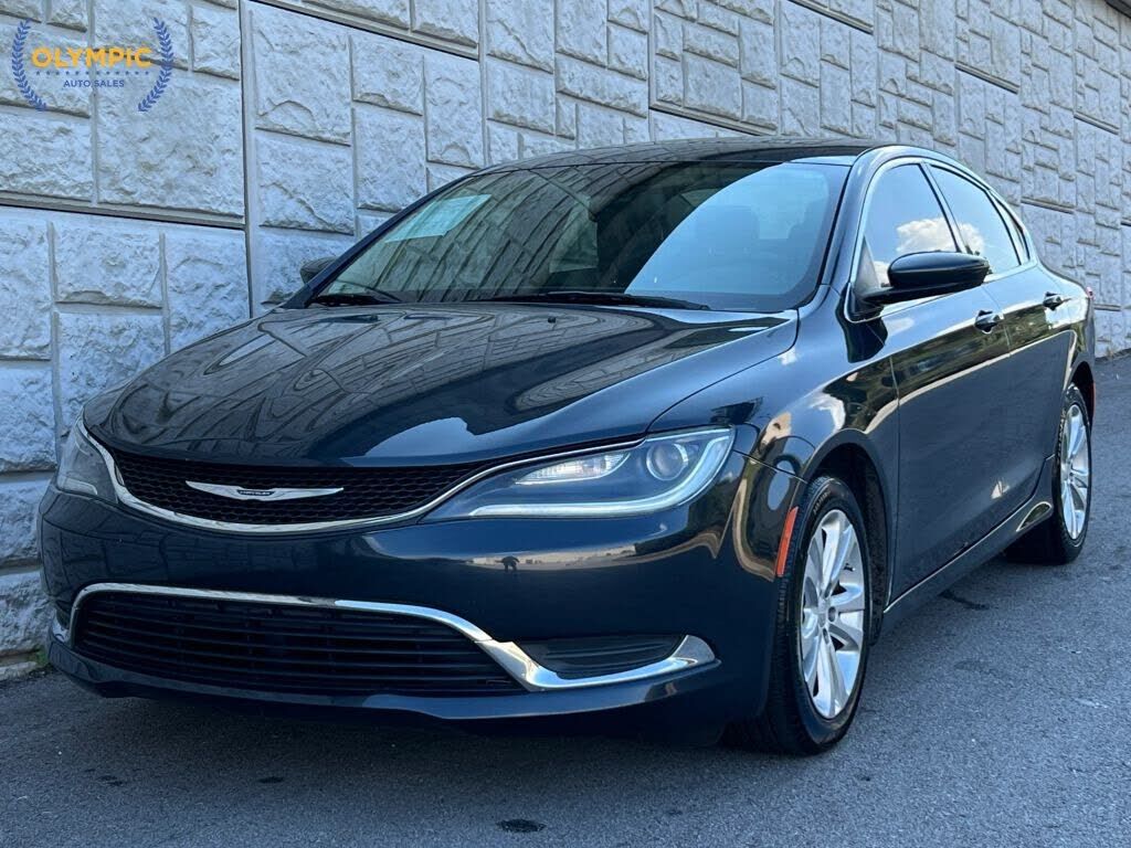 2017 CHRYSLER 200
