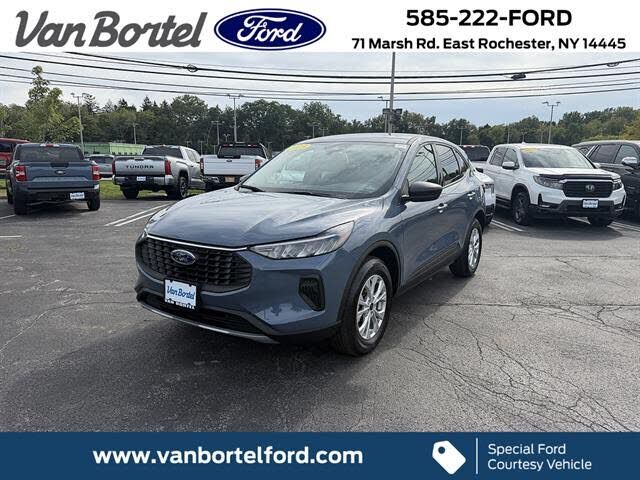 2025 FORD Escape