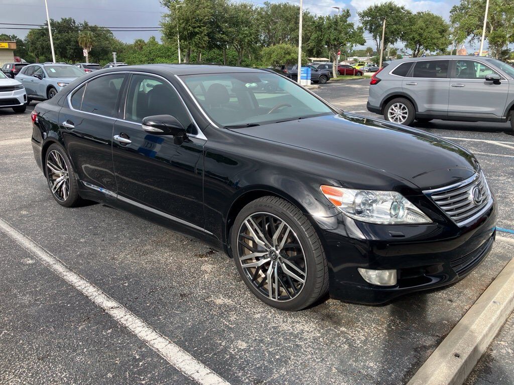 2011 LEXUS LS