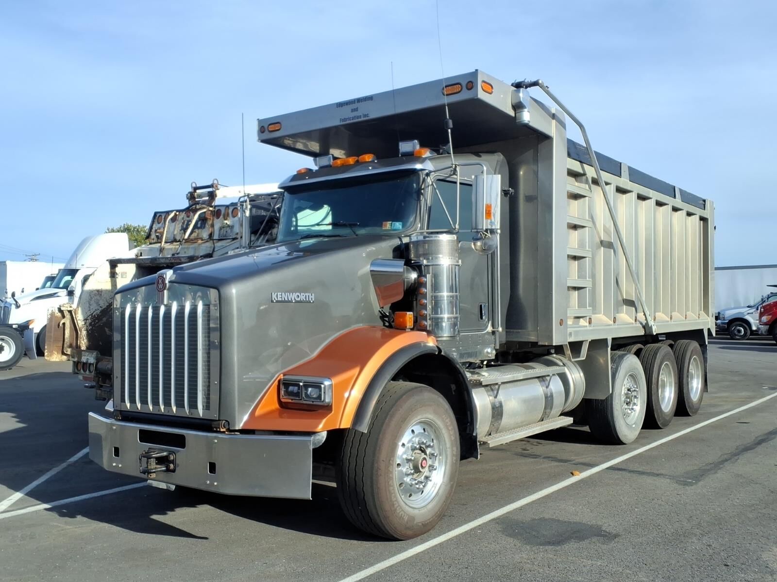 2020 KENWORTH T8 Series
