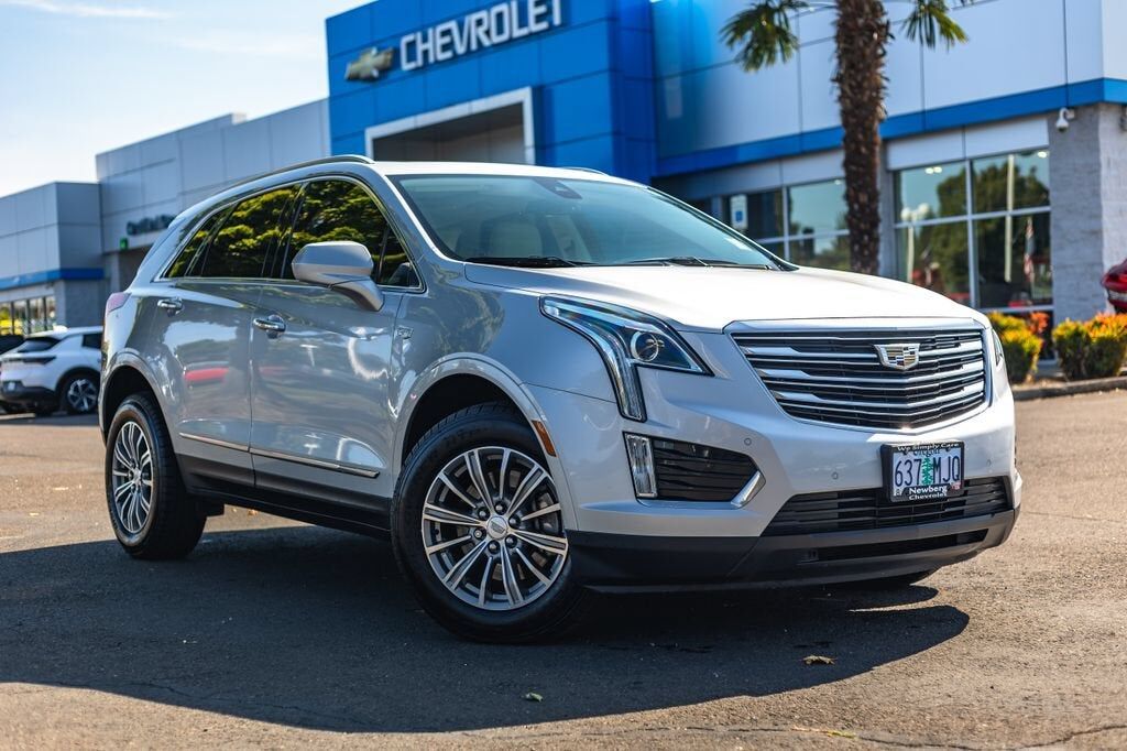 2017 CADILLAC XT5