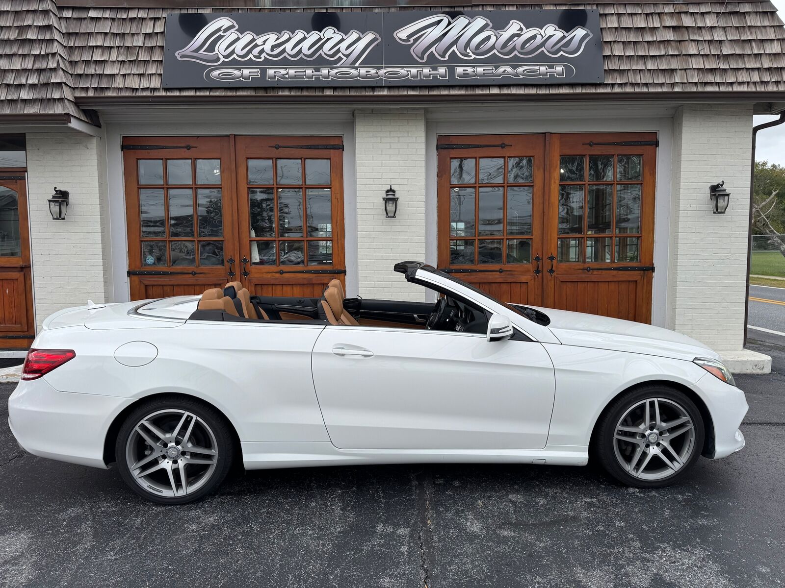 2016 MERCEDES-BENZ E-Class