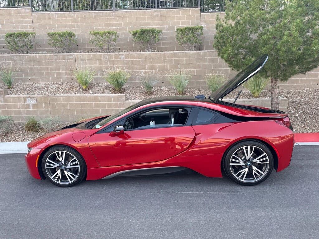 2017 BMW i8