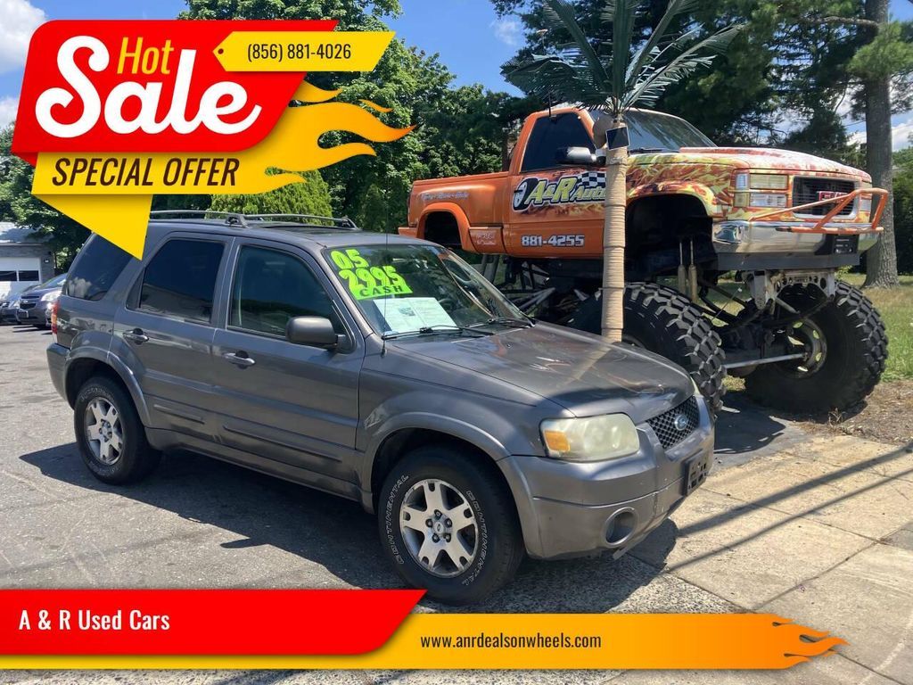 2005 FORD Escape