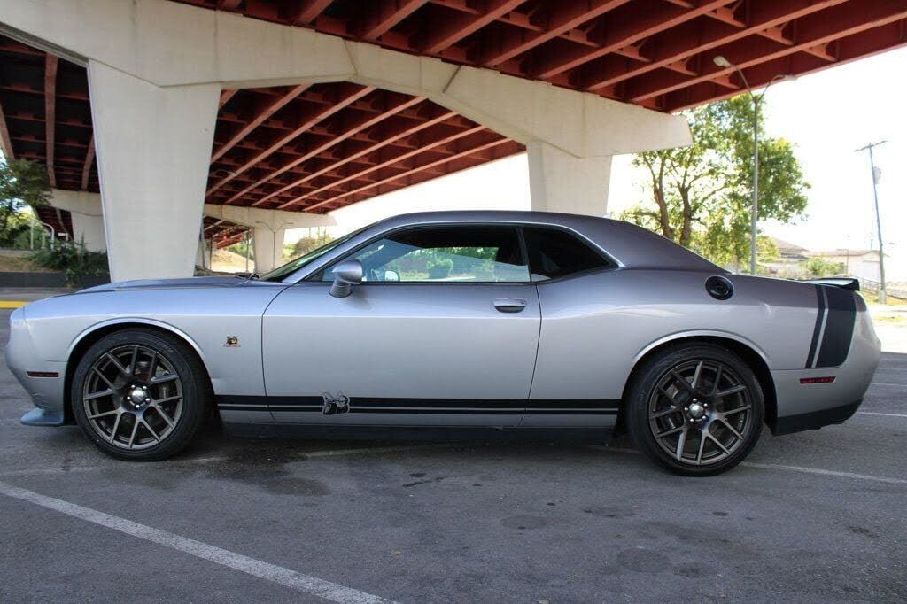 2016 DODGE Challenger