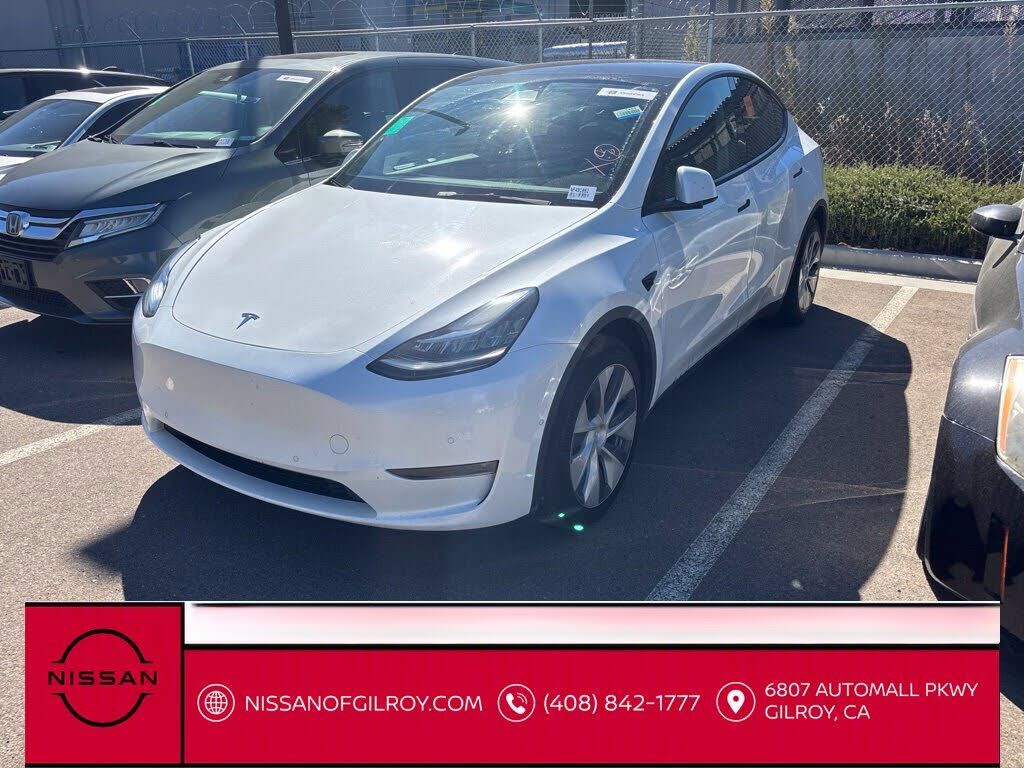 2022 TESLA Model Y