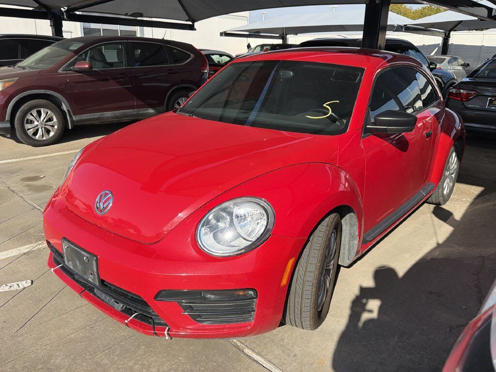 2018 VOLKSWAGEN Beetle