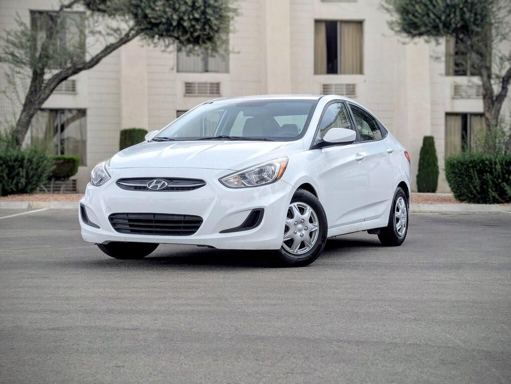 2016 HYUNDAI Accent