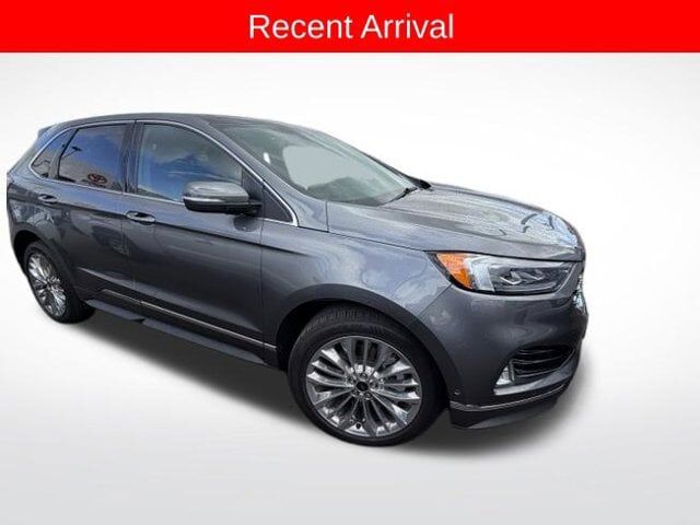 2022 FORD Edge