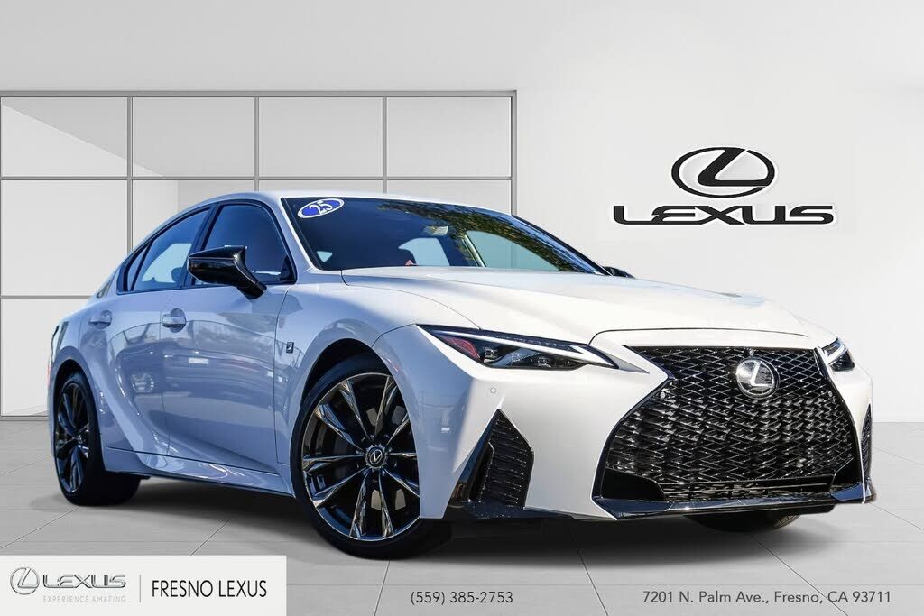 2025 LEXUS IS