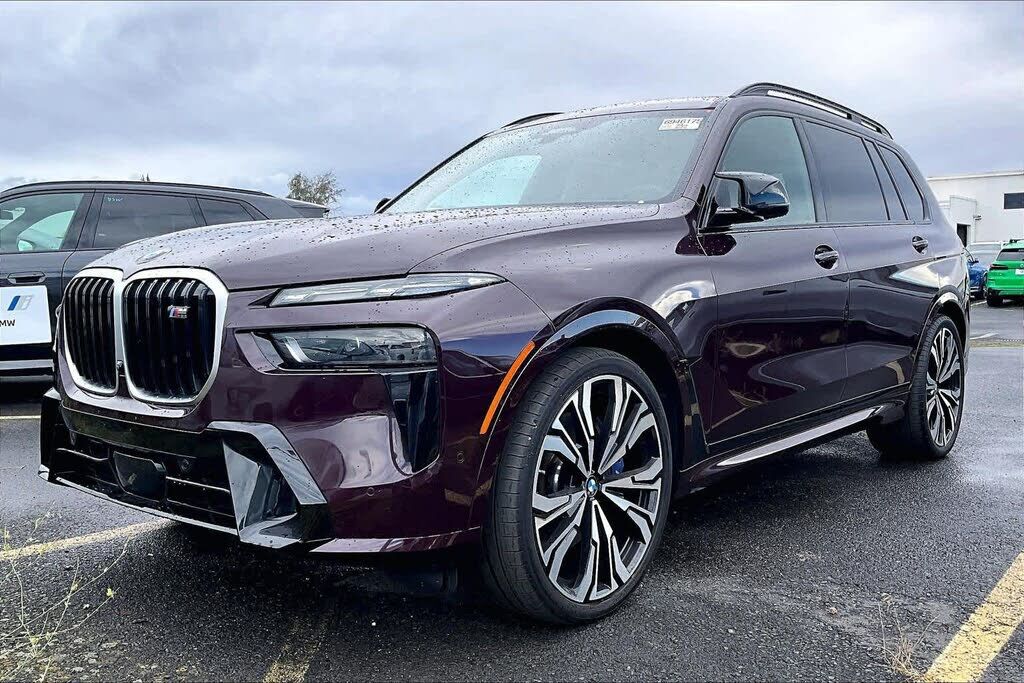 2025 BMW X7