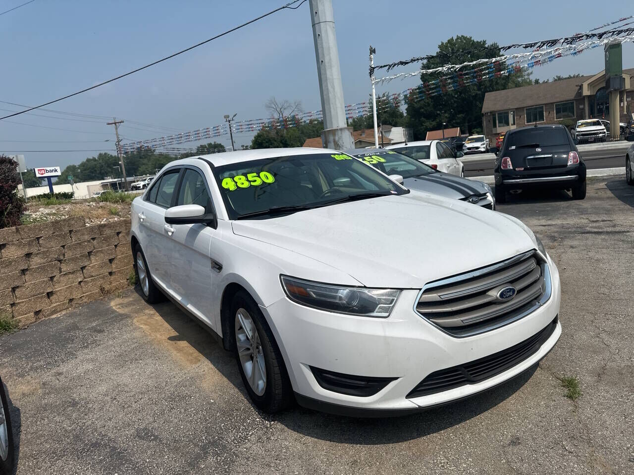 2015 FORD Taurus