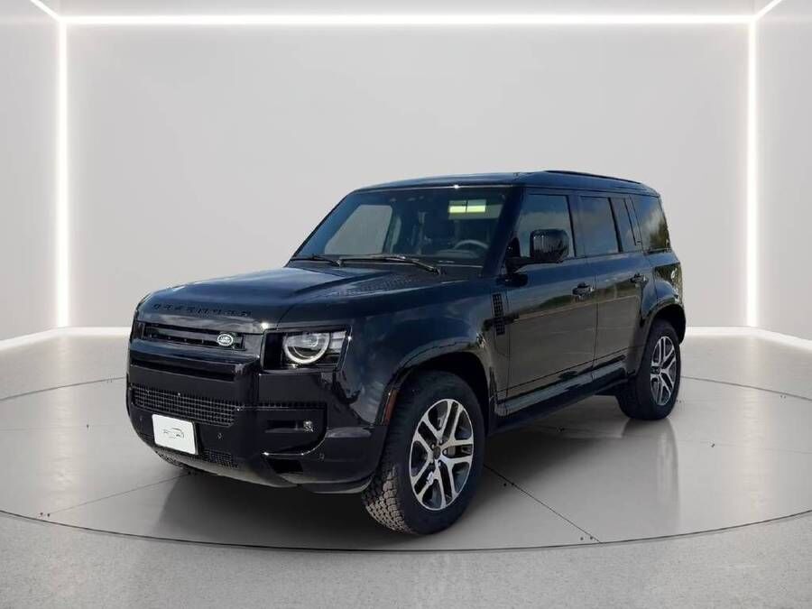 2026 LAND ROVER Defender