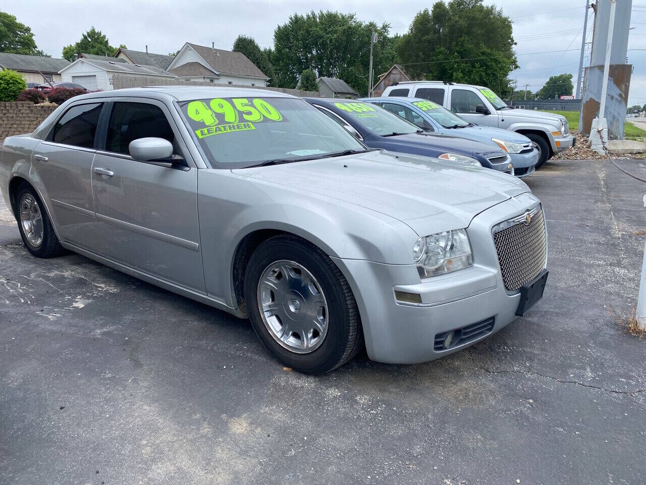 2005 CHRYSLER 300