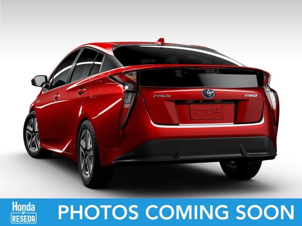 2017 TOYOTA PRIUS