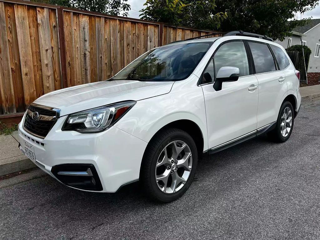 2017 SUBARU Forester
