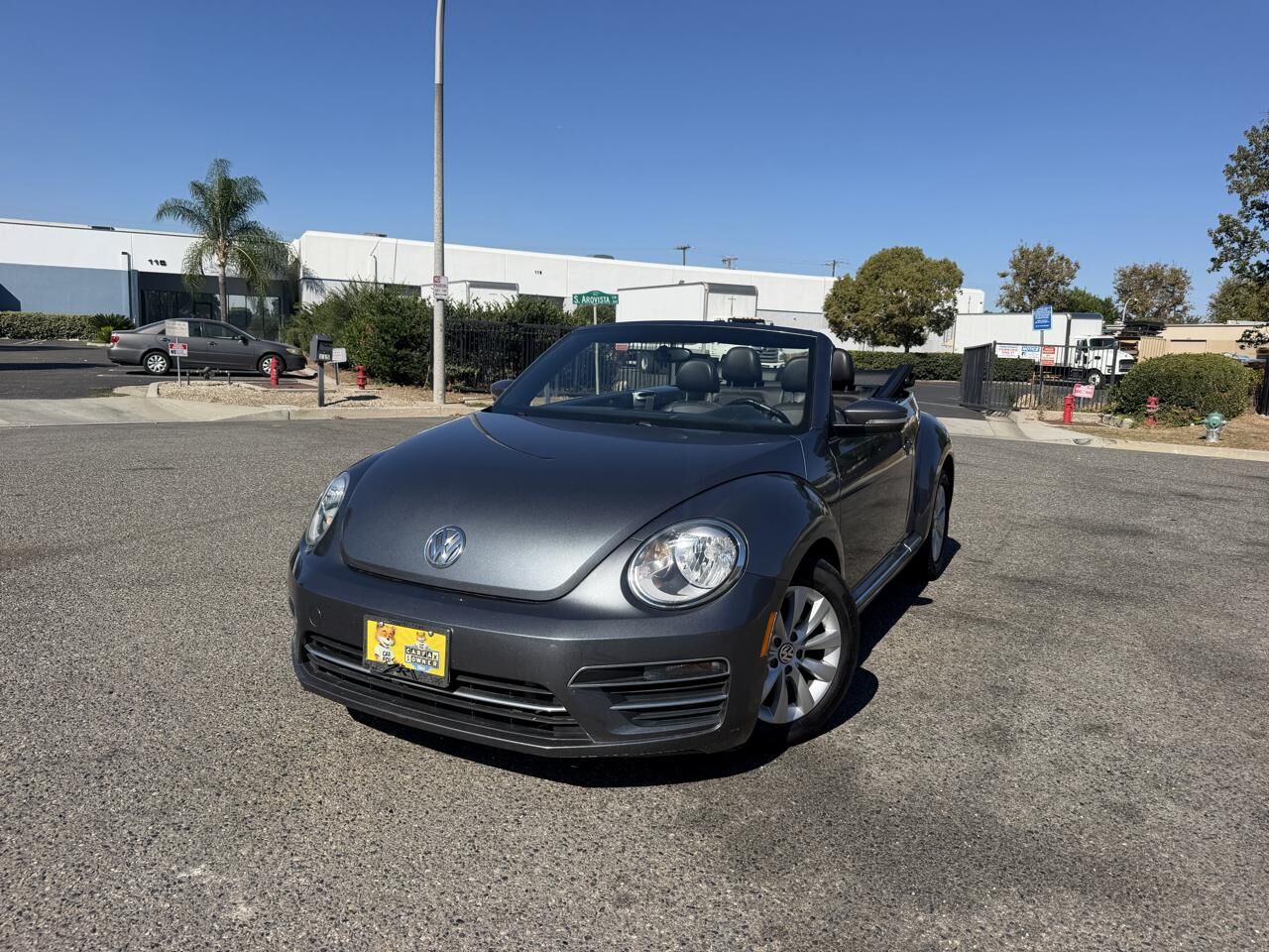 2018 VOLKSWAGEN Beetle