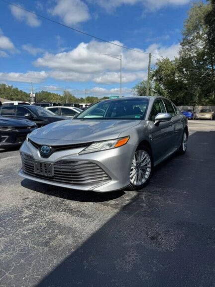 2019 TOYOTA Camry