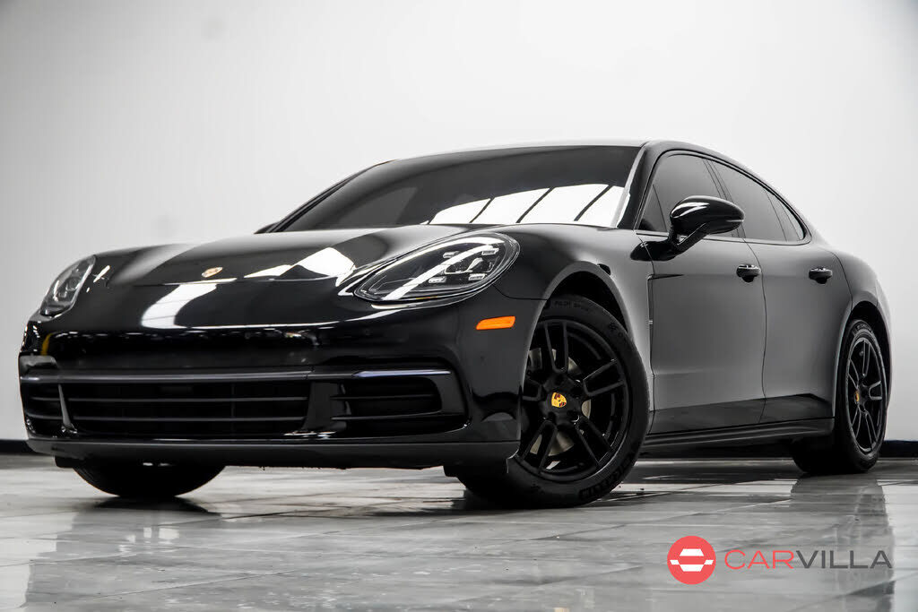 2017 PORSCHE Panamera