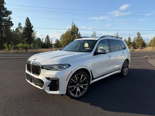 2022 BMW X7