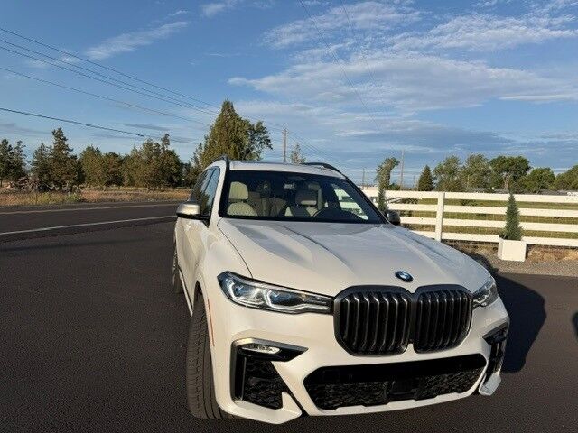 2022 BMW X7