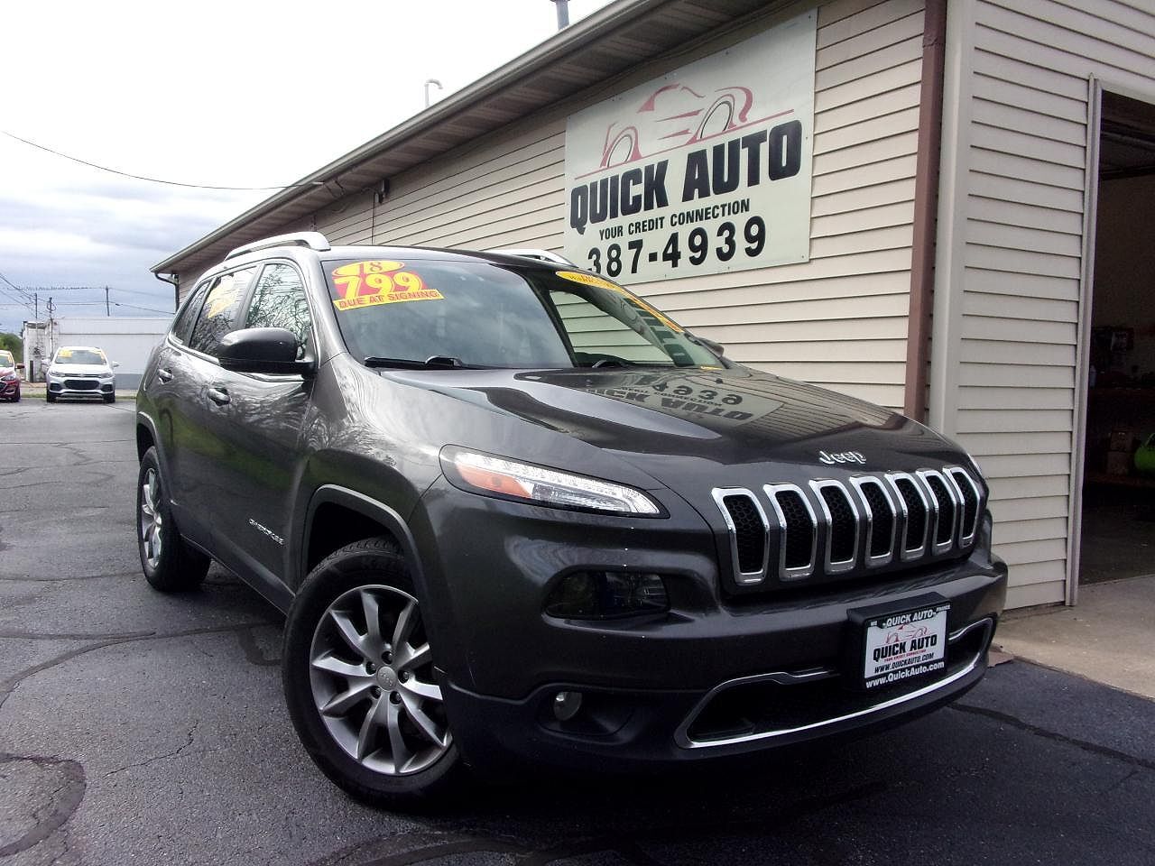 2018 JEEP Cherokee