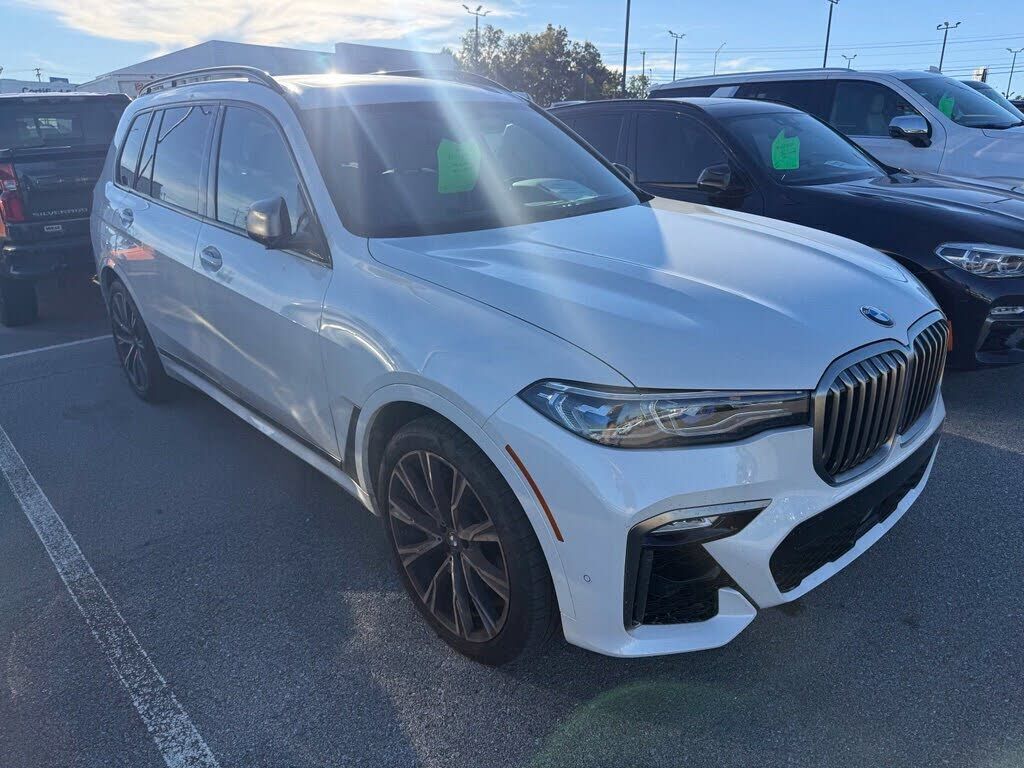 2022 BMW X7