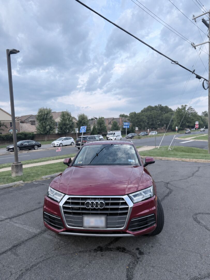 2018 AUDI Q5