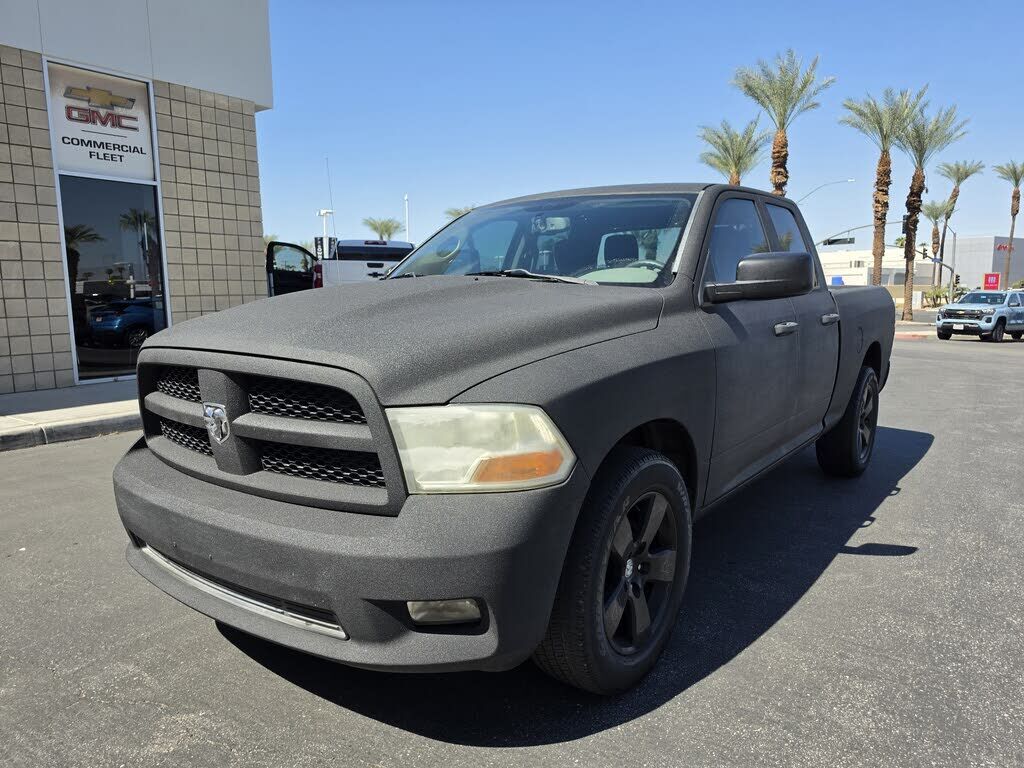 2012 DODGE Ram