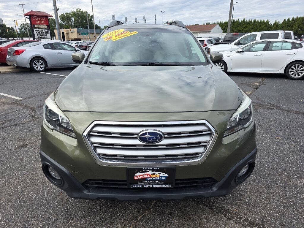 2016 SUBARU Outback