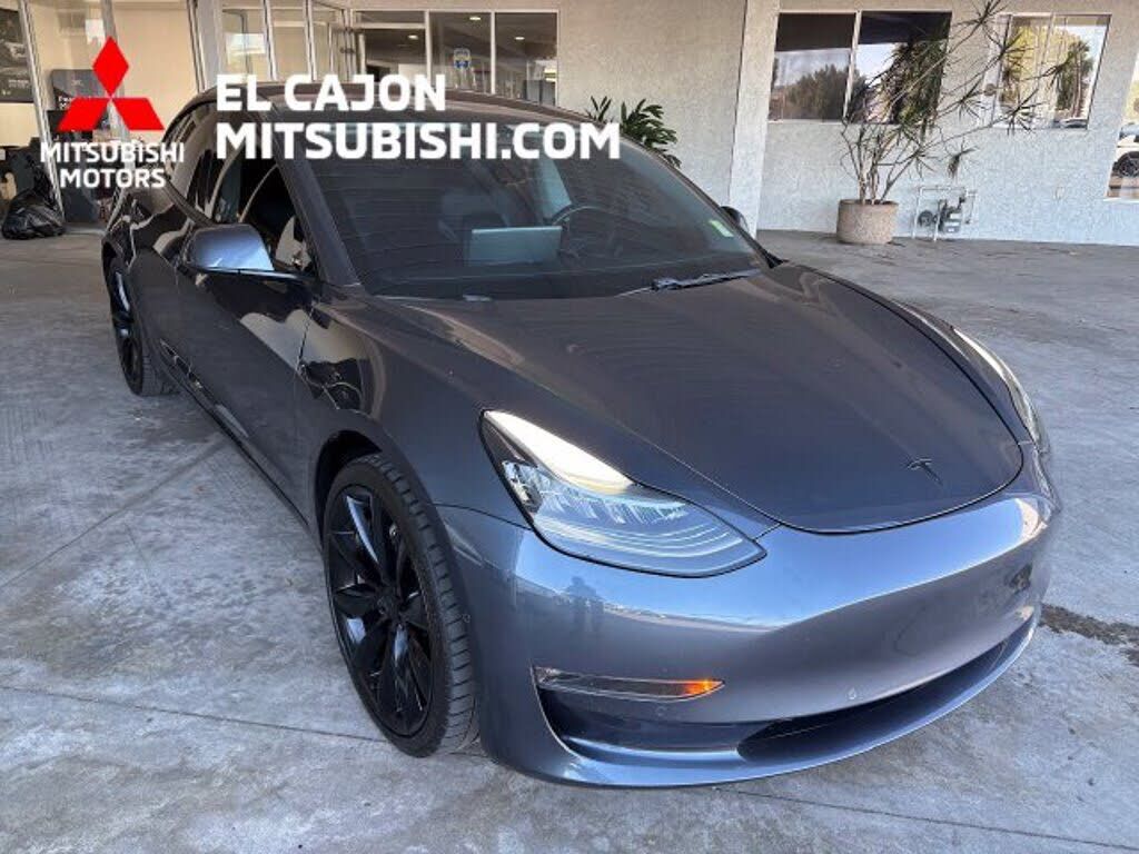 2018 TESLA Model 3