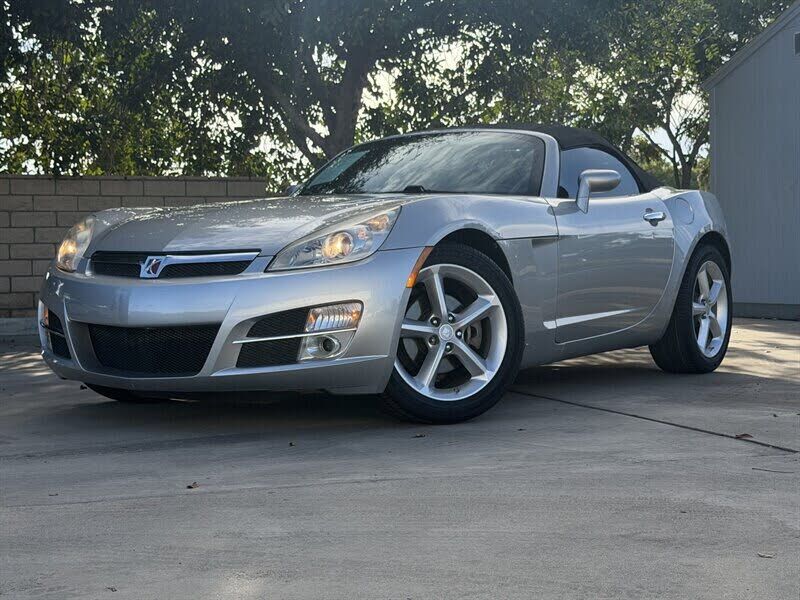 2009 SATURN Sky