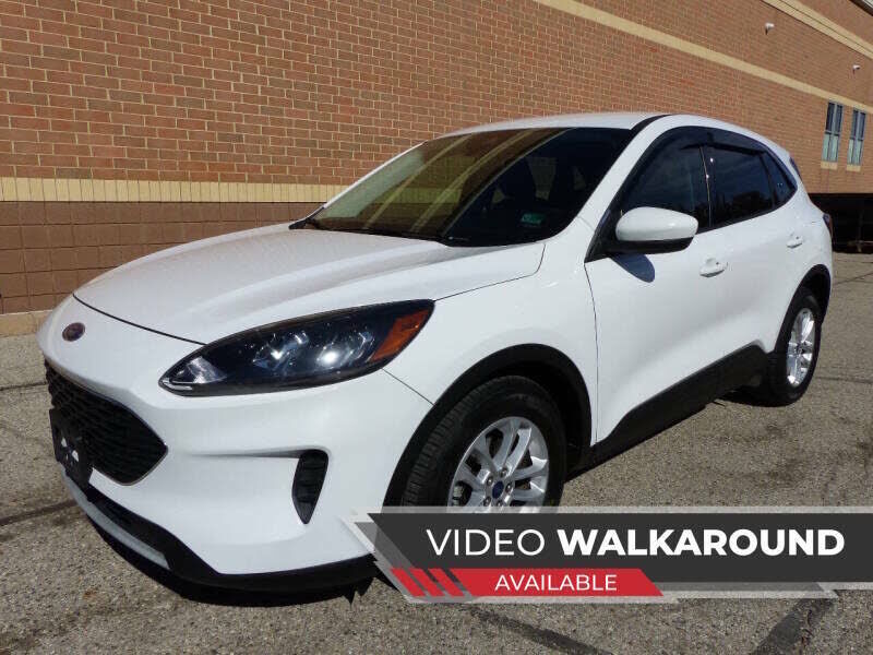 2021 FORD Escape