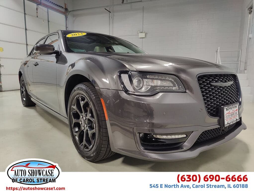 2023 CHRYSLER 300