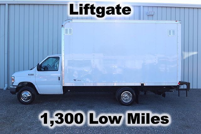 2019 FORD E-450