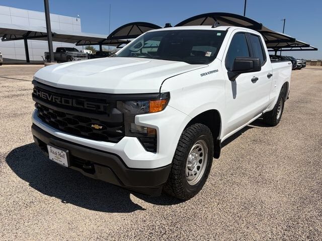 2023 CHEVROLET Silverado