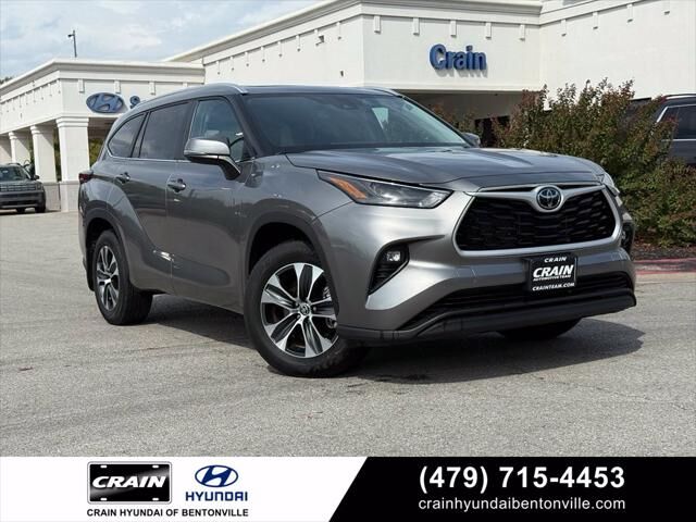 2025 TOYOTA Highlander