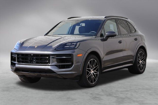 2025 PORSCHE Cayenne