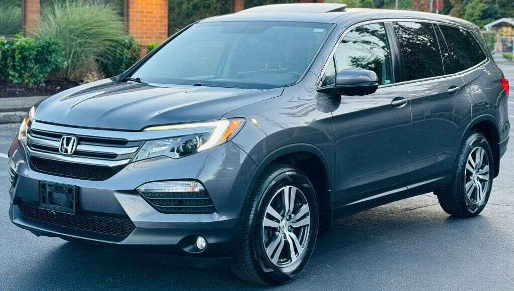 2017 HONDA Pilot