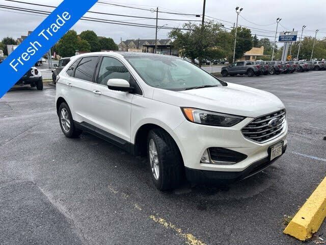 2022 FORD Edge