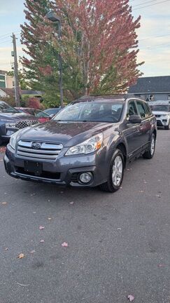 2014 SUBARU Outback