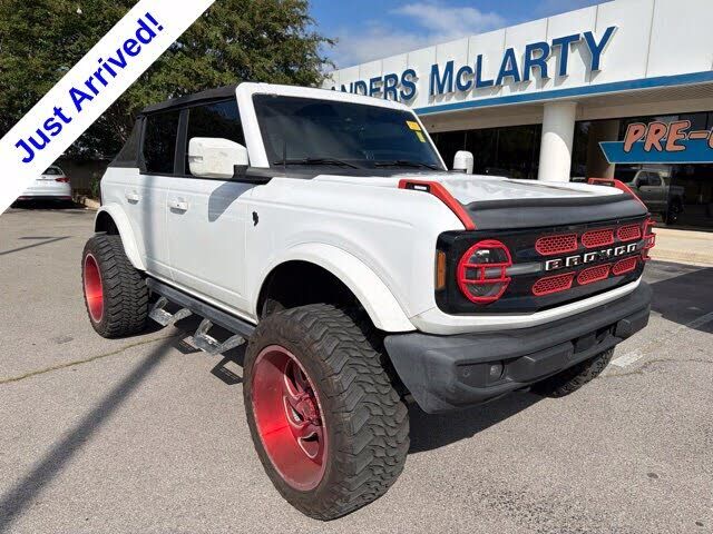 2021 FORD Bronco