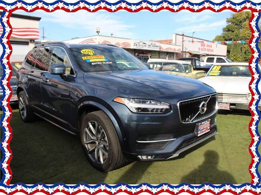 2019 VOLVO XC90