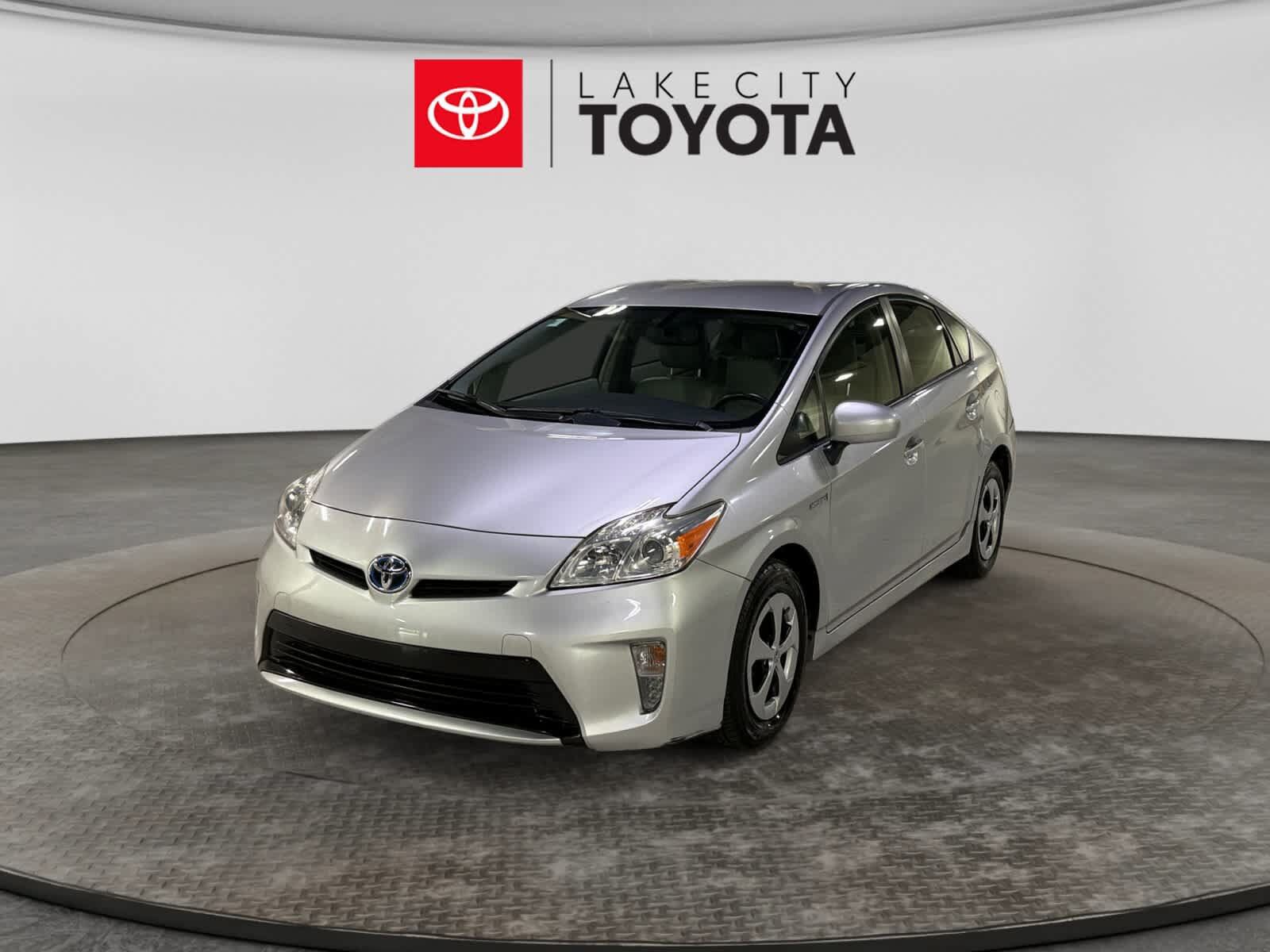 2013 TOYOTA PRIUS