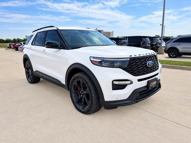 2024 FORD Explorer