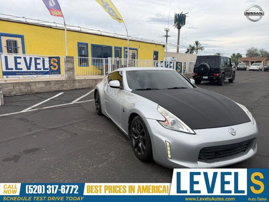 2015 NISSAN 370Z